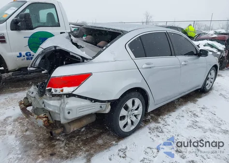 2009 Honda Accord 2.4 Ex z USA, uszkodzony, nr VIN 1HGCP26789A122025